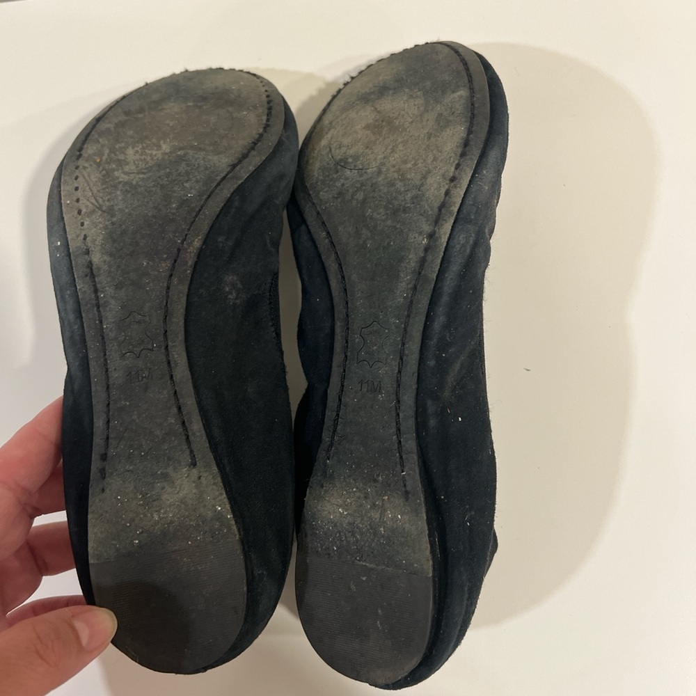 Tory Burch Black Suede Logo Ballet Flats with Gold Emblem - Picture 4 of 4